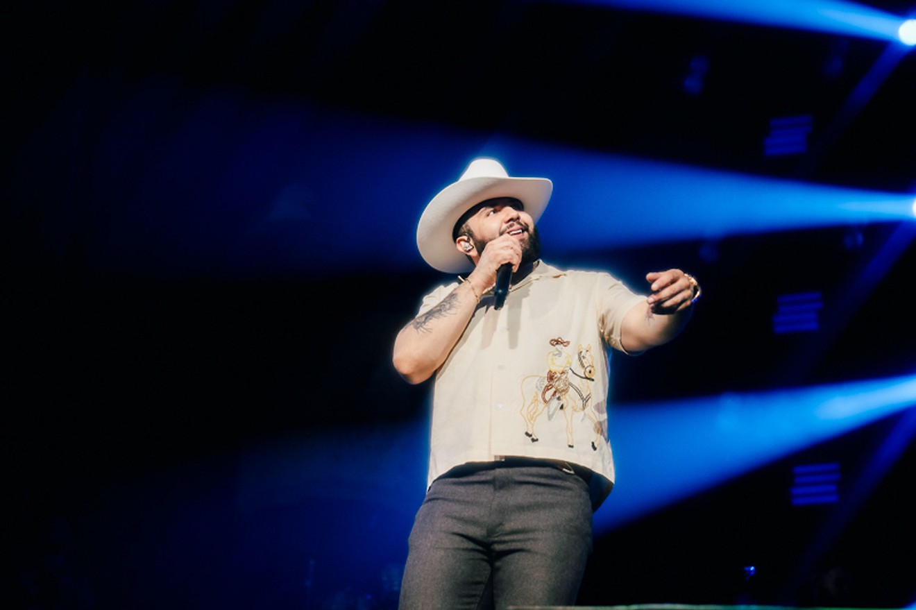 Mexican singer-songwriter Carin León made a stop on his "Colmillo De Leche" tour at Toyota Center on Saturday, August 26th.