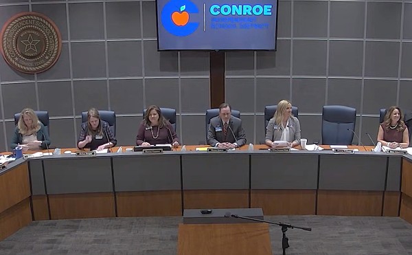 Conroe ISD Trustees Vote To Throw Out Thousands Of Classroom Books