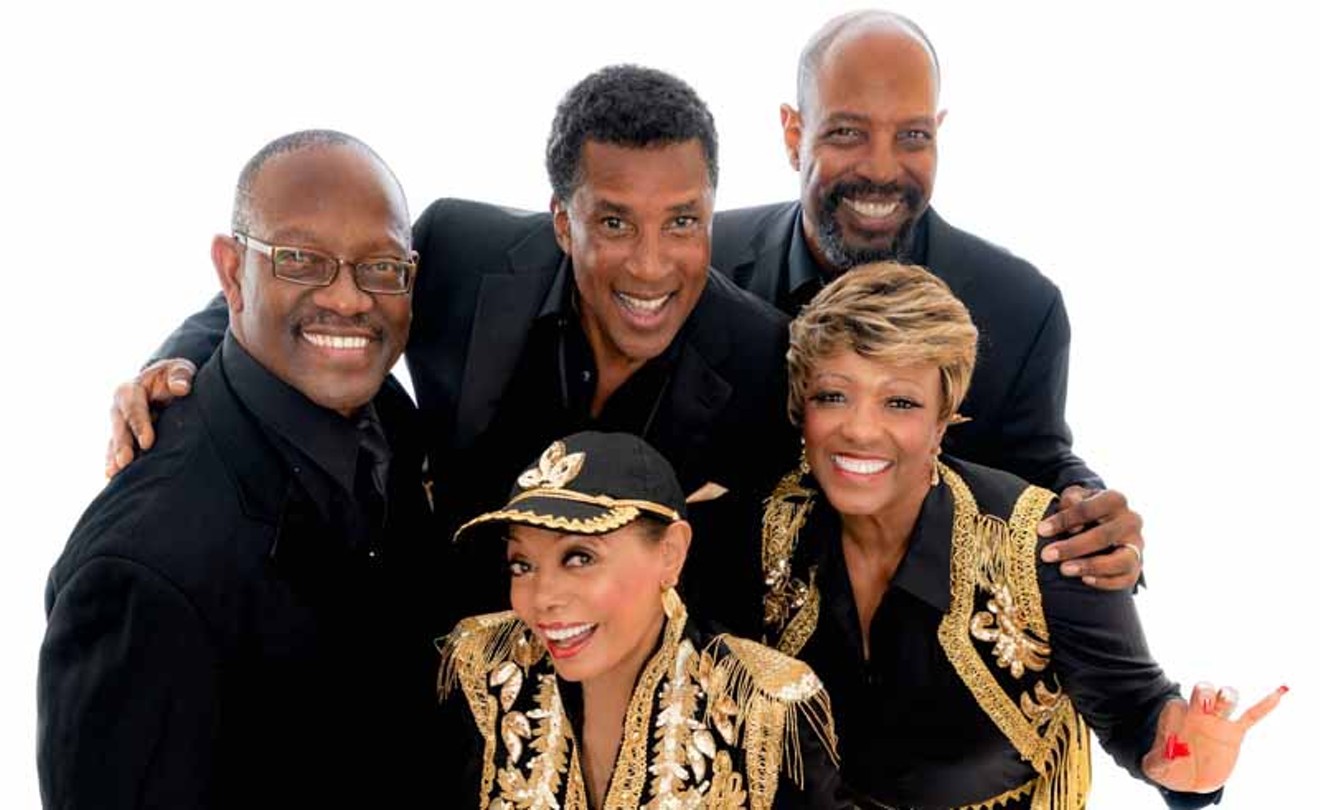 The Fifth Dimension today (clockwise from bottom): Florence LaRue, Floyd Smith, Leonard Tucker, Sidney Jacobs, and Patrice Morris