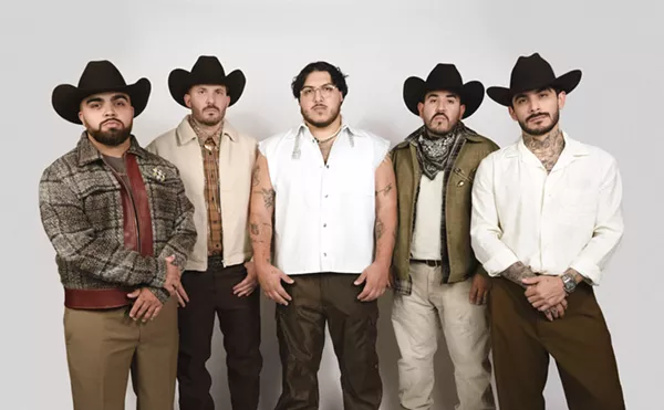 Image: Grupo Frontera - Triste Pero Bien C*bron Tour