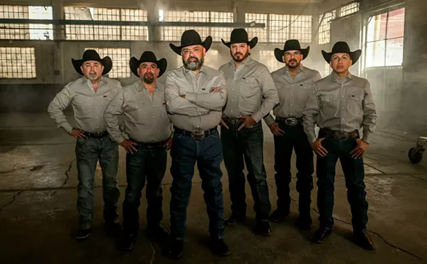 Image: Intocable
