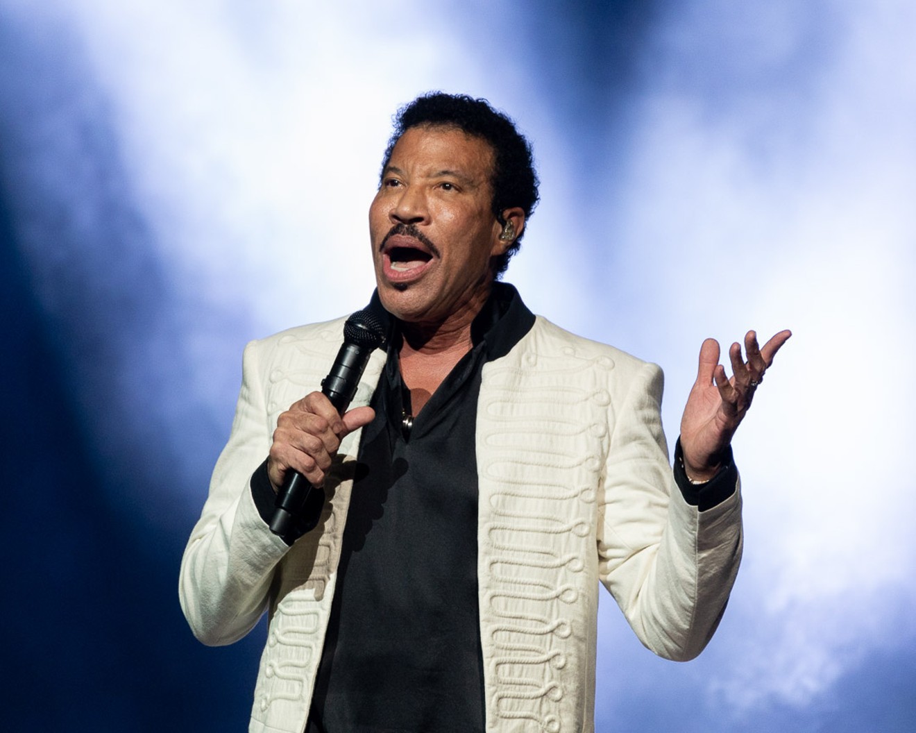 Singer-songwriter Lionel Richie performs his hits at Toyota Center.