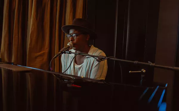 Image: Live Music at Leo's River Oaks
