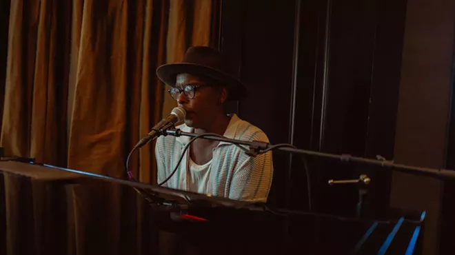 Image: Live Music at Leo's River Oaks
