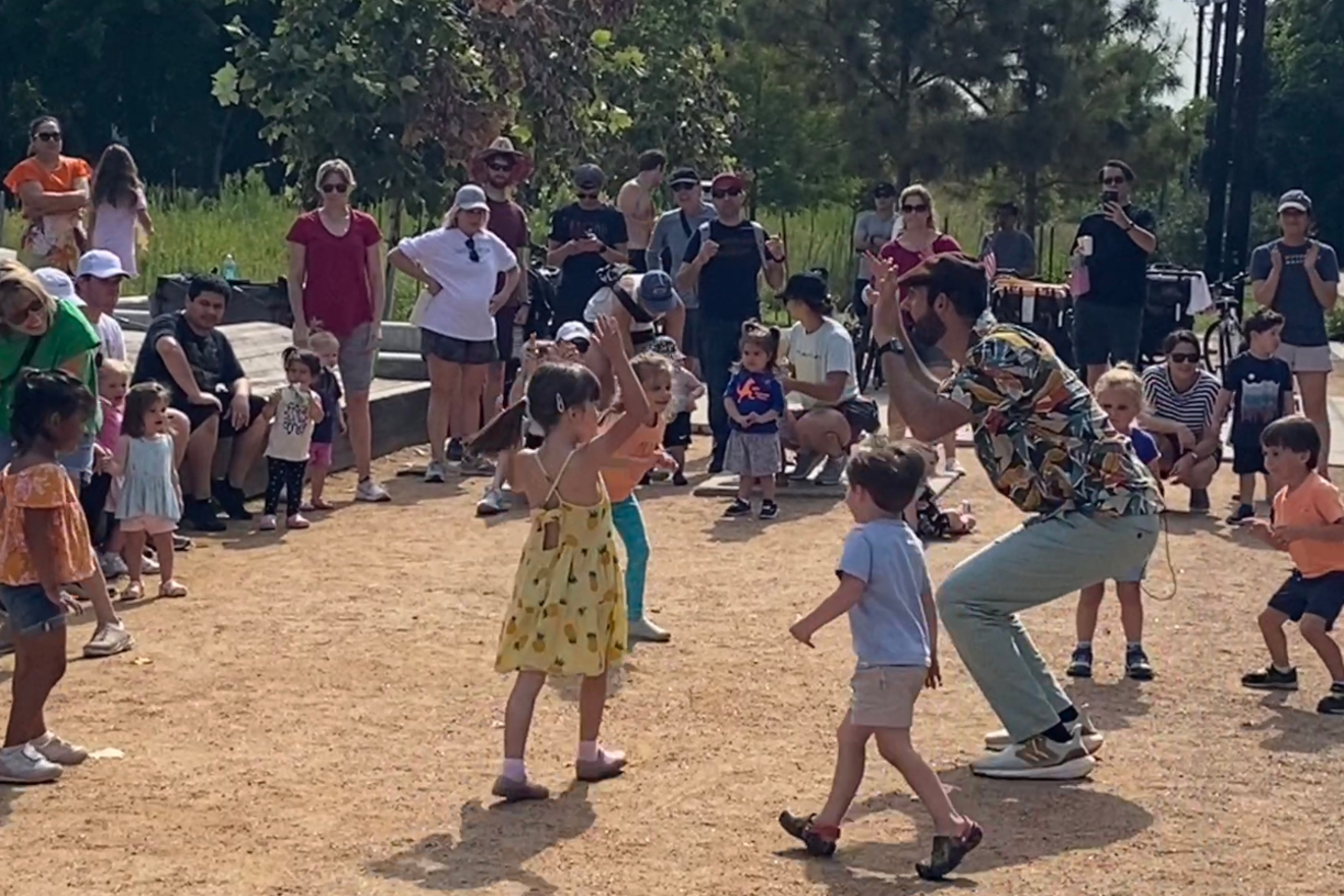 Kiddos can move and groove at M-K-T's monthly Trail Mix show
