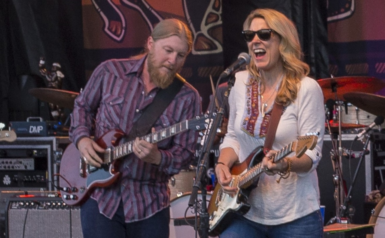The Tedeschi Trucks Band will perform tonight at the Smart Financial Centre.  Shows from Tom Jones, Carlos Santana, the Yeah Yeah Yeahs, and the Psychedelic Furs are also on tap this week.