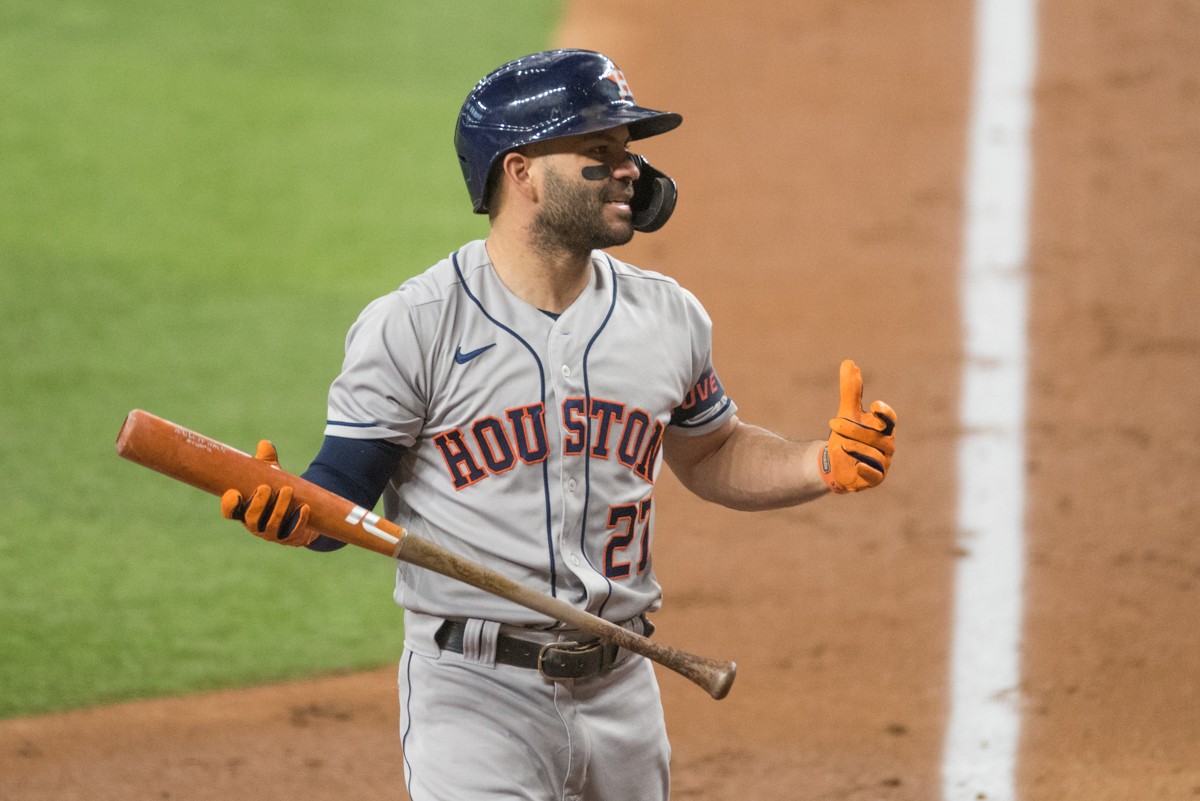 Jose Altuve's home run in Game 4 turned the tide for the Astros.
