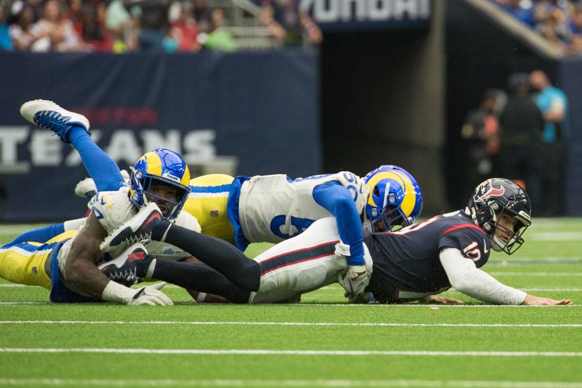 Rams Throttle Texans In Embarrassing Fashion