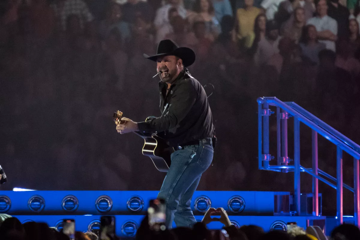 Review: Garth Brooks at NRG Stadium | Houston Press