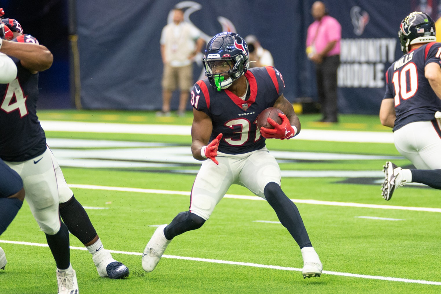 Titans, Malik Willis visit Texans at NRG Stadium